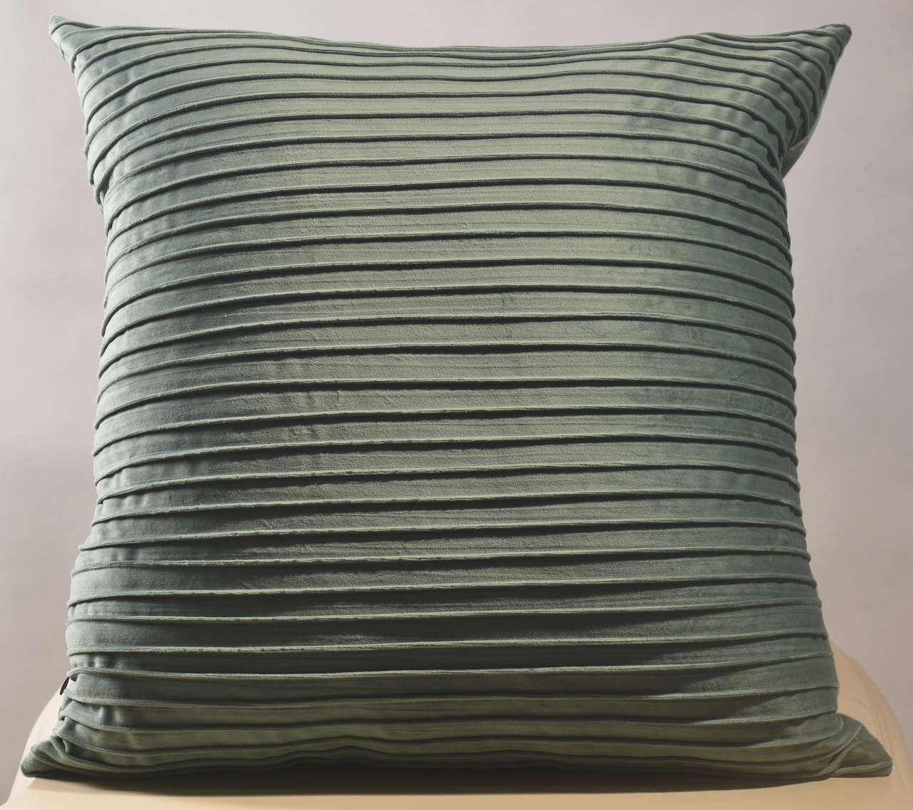 Velvet Pressed Cushion #CC0010