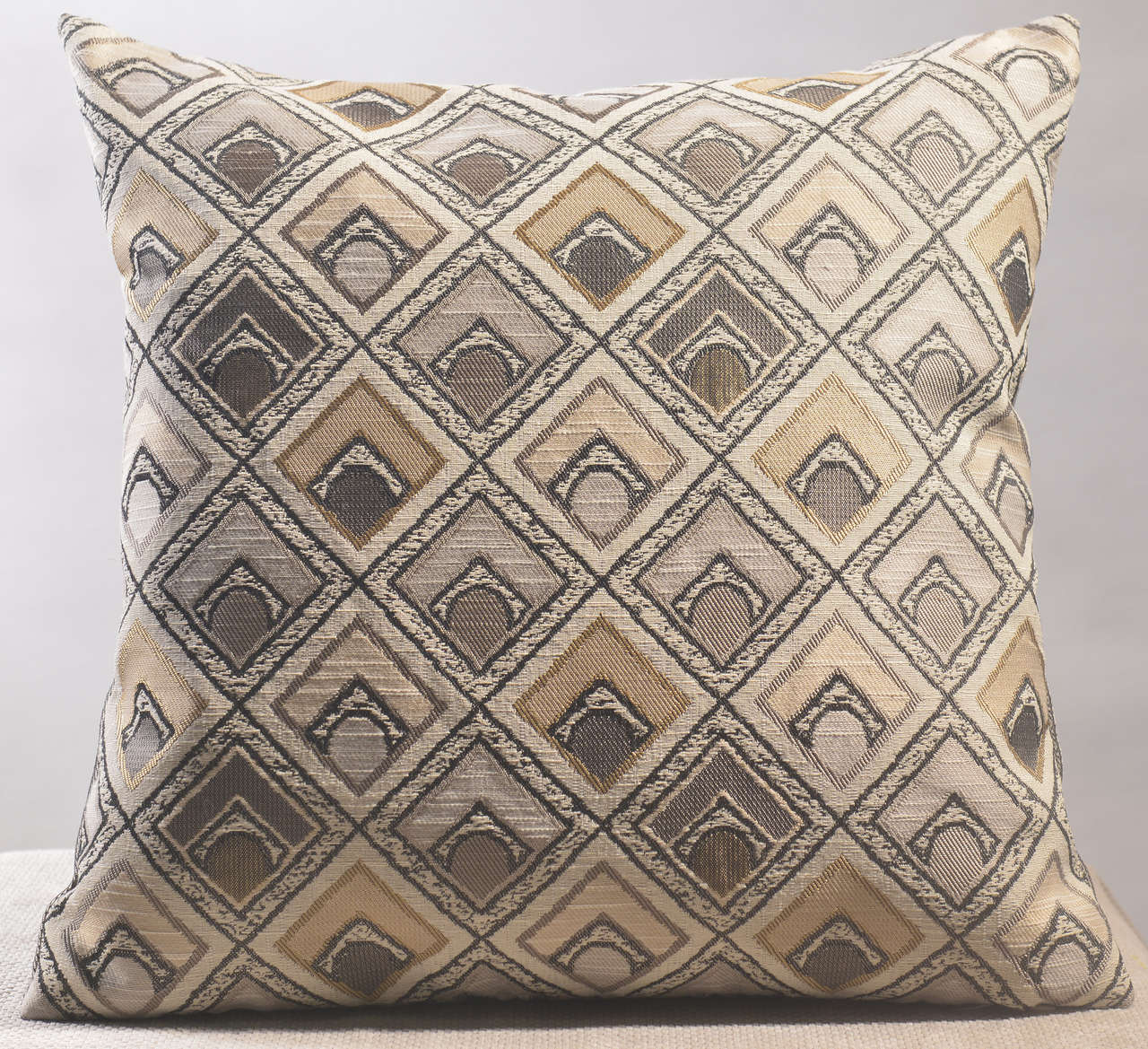 Jaquard Cushion #CC0041