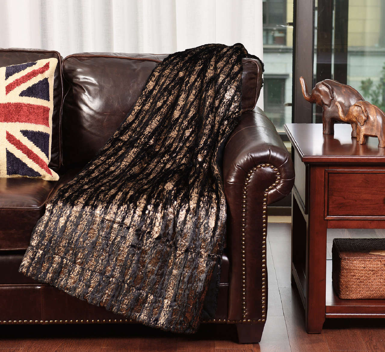 PV Fur With Gold Stamp Blanket #BL0050