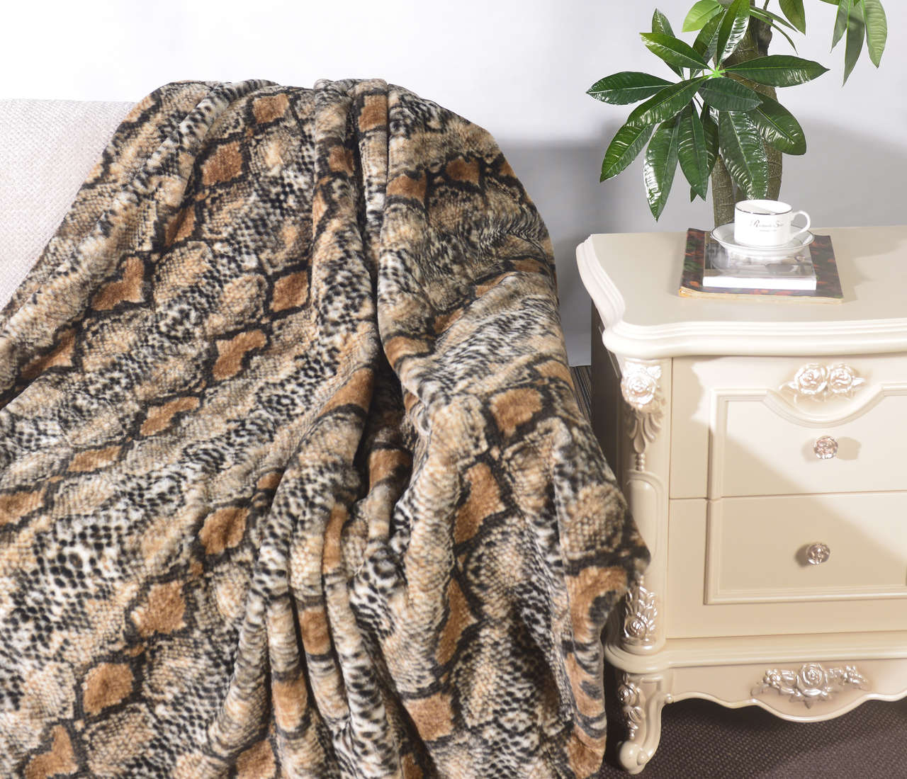 PV Fur Blanket #BL0054