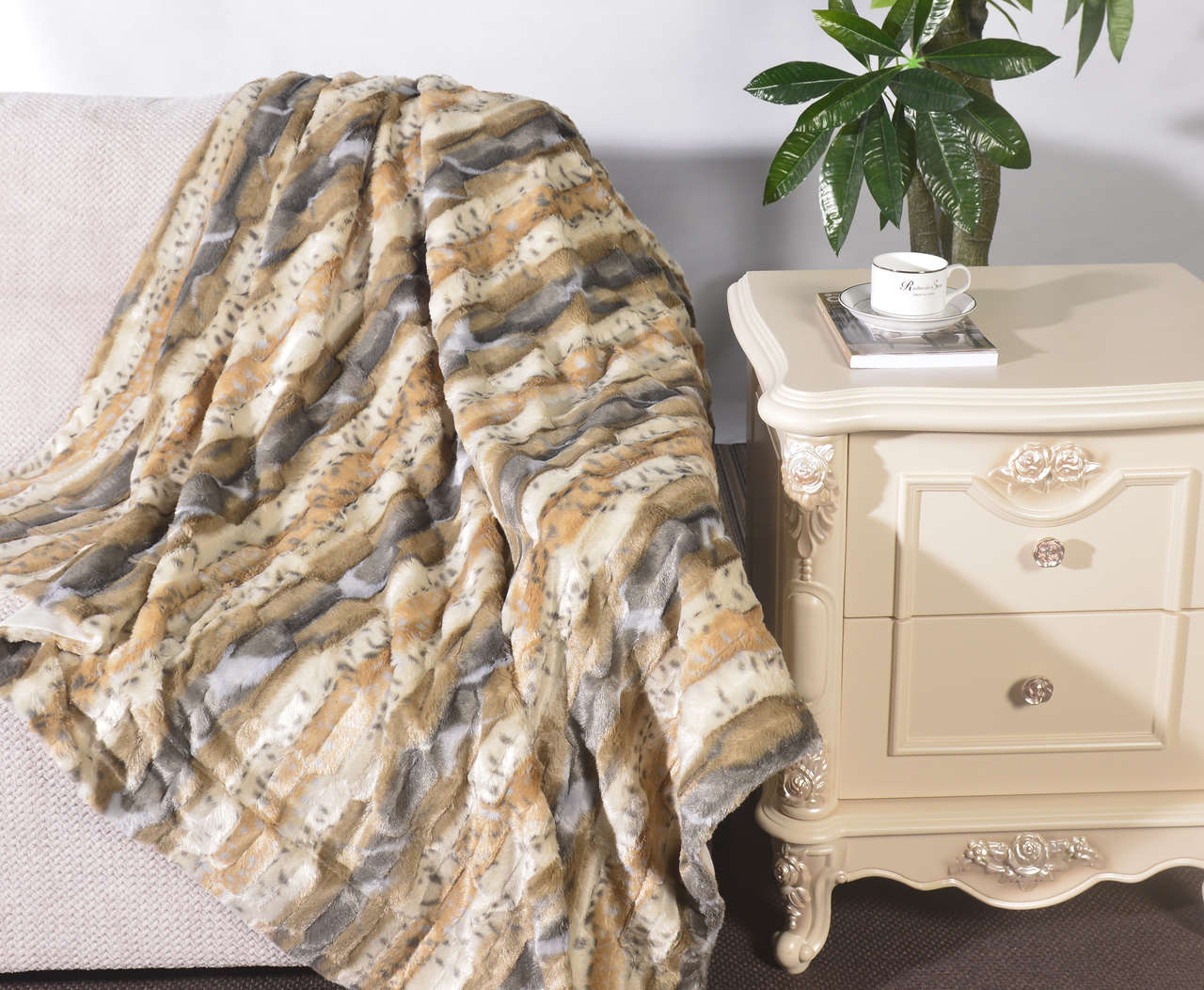 PV Fur Blanket #BL0055