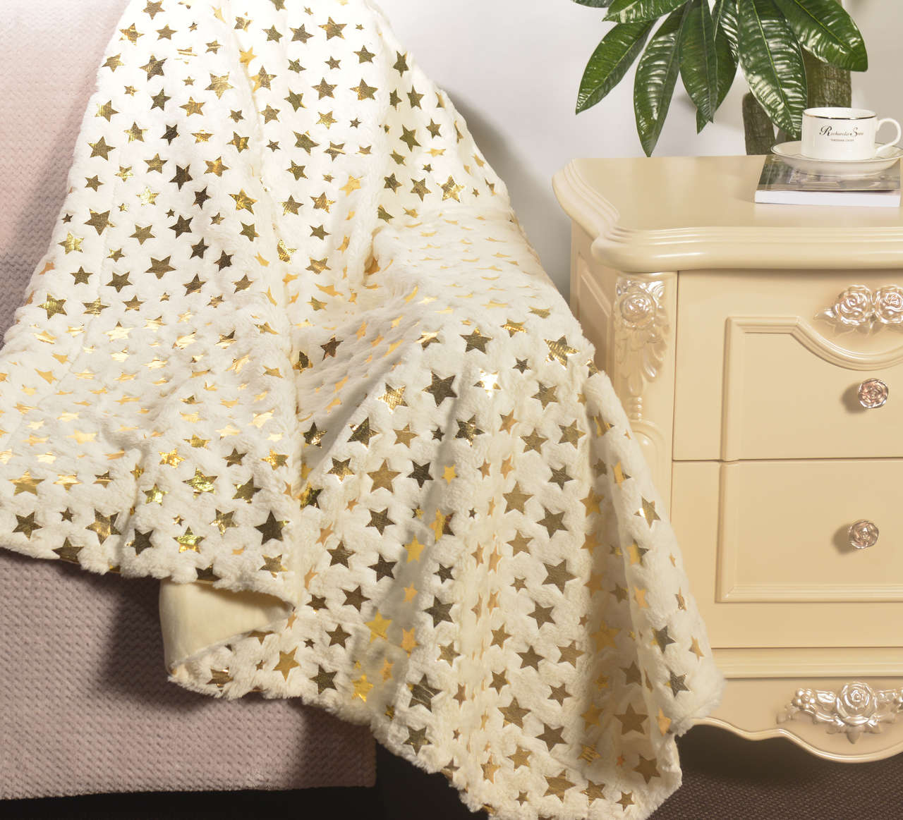 Sequin Embroidery PV Fur Blanket #BL0070