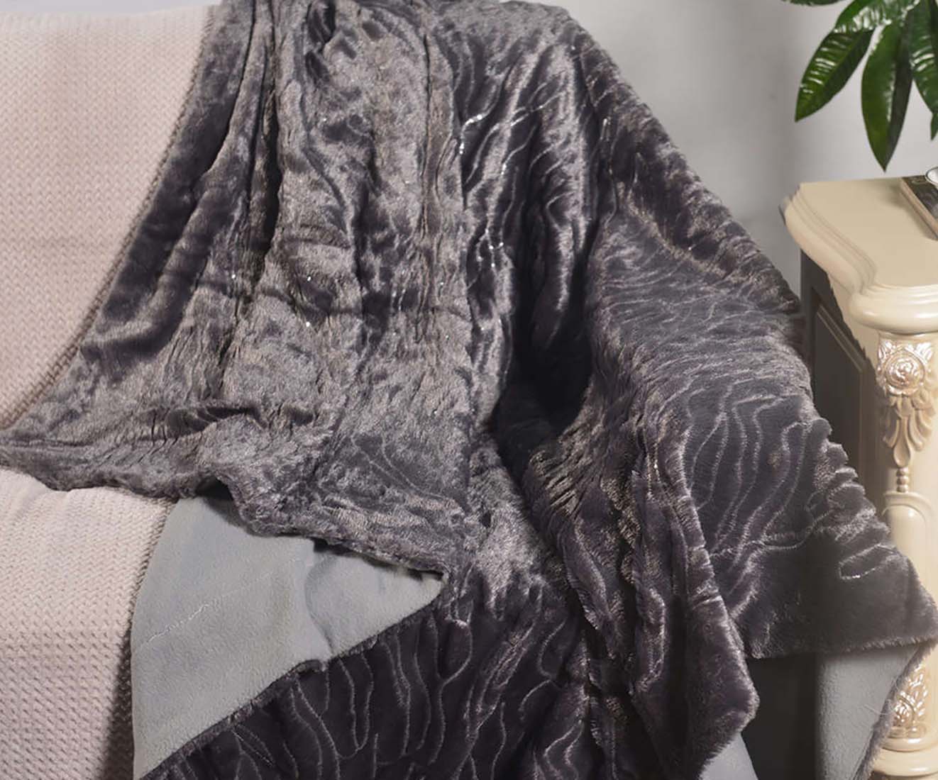 Sequin Embroidery PV Fur Blanket #BL0072
